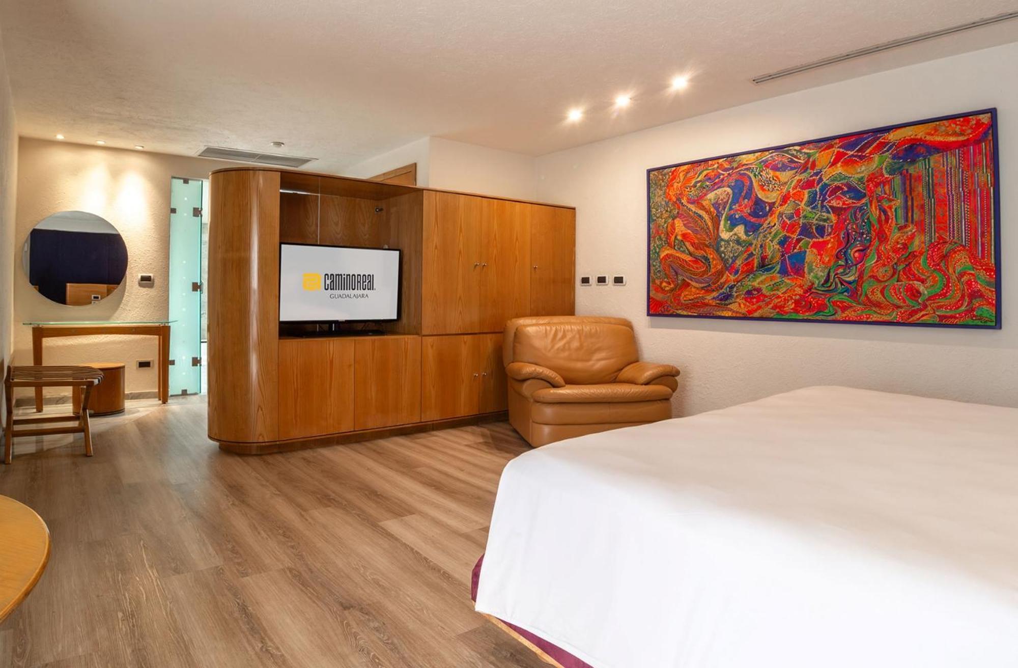 Hotel Camino Real Guadalajara Zapopan Exterior foto A room at the hotel